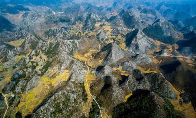 Toàn cảnh Cao nguyên đá Đồng Văn hùng vĩ