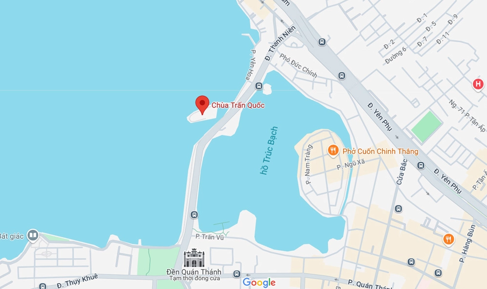 Toàn cảnh chùa Trấn Quốc nhìn từ xa