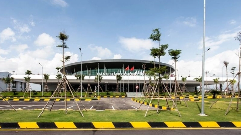 Toàn cảnh Sân bay Phù Cát