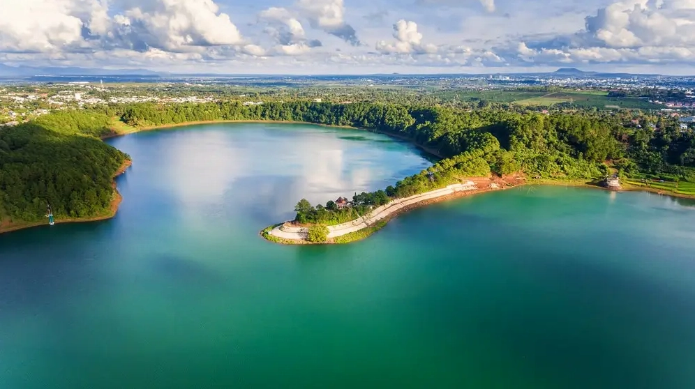 Toàn cảnh thành phố Pleiku, Gia Lai