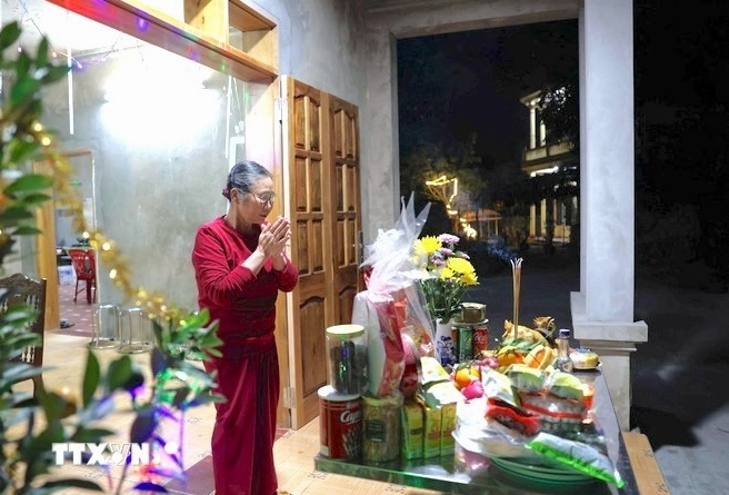 Văn khấn giao thừa ngoài trời