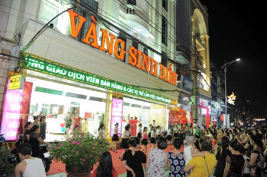 vang-sinh-dien-2026-xu-huong-au-tu-vang-va-phan-tich-chuyen-_647