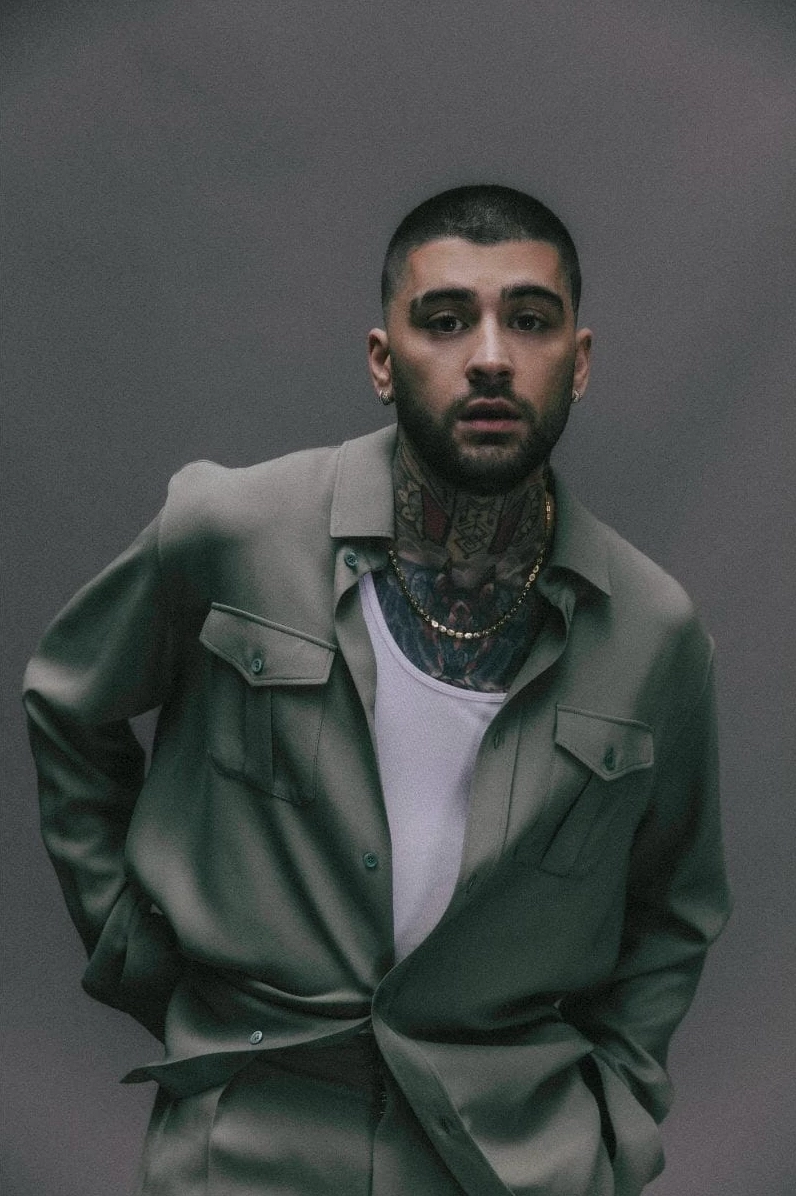 Zayn Malik biểu diễn trên sân khấu