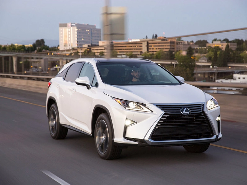 Đánh giá xe Lexus RX 300