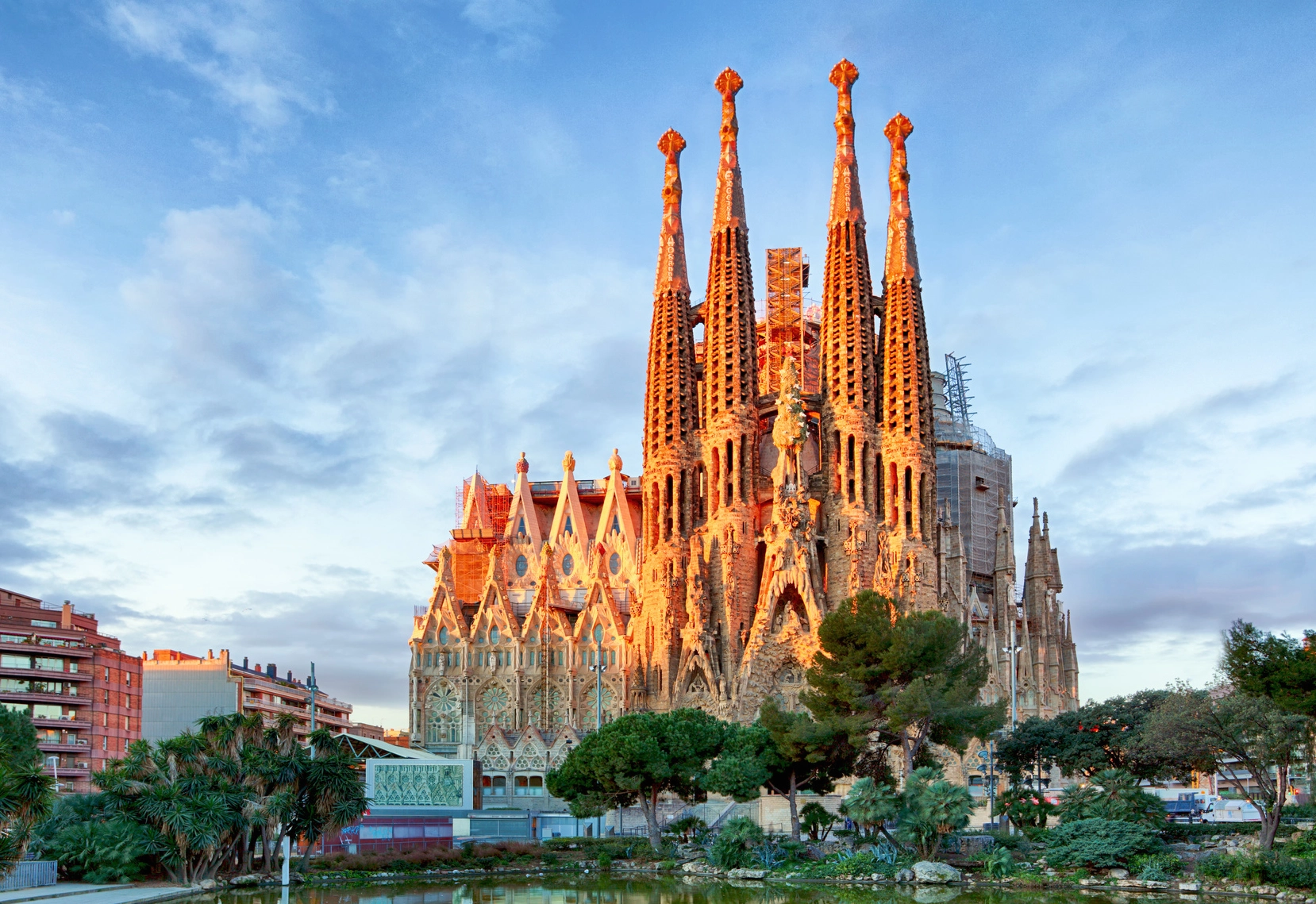 barcelona-la-nuoc-nao-giai-ma-vi-tri-ia-ly-va-lich-su_880