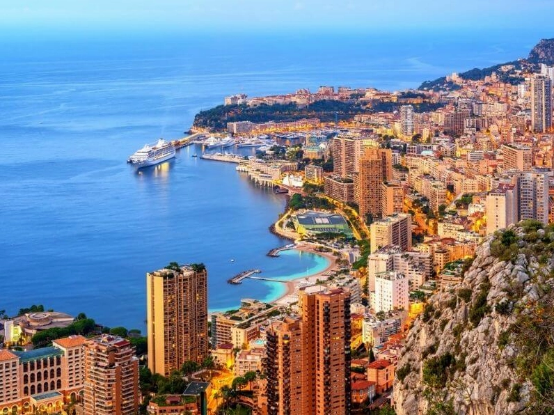 Cung điện hoàng gia Monaco