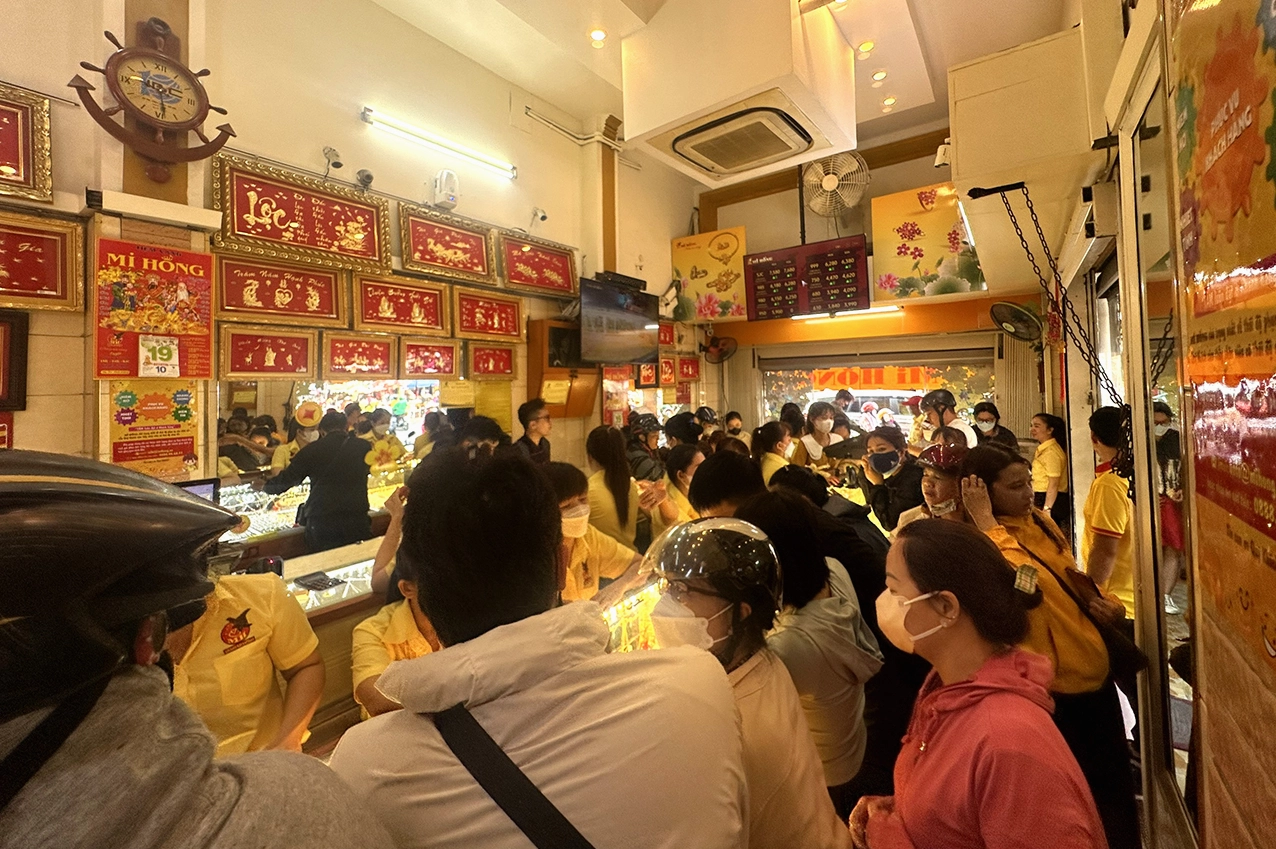 Dịch vụ tại Mi Hồng tiệm vàng