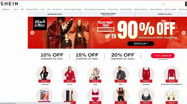 Hình ảnh người tiêu dùng đang mua sắm online trên Shein