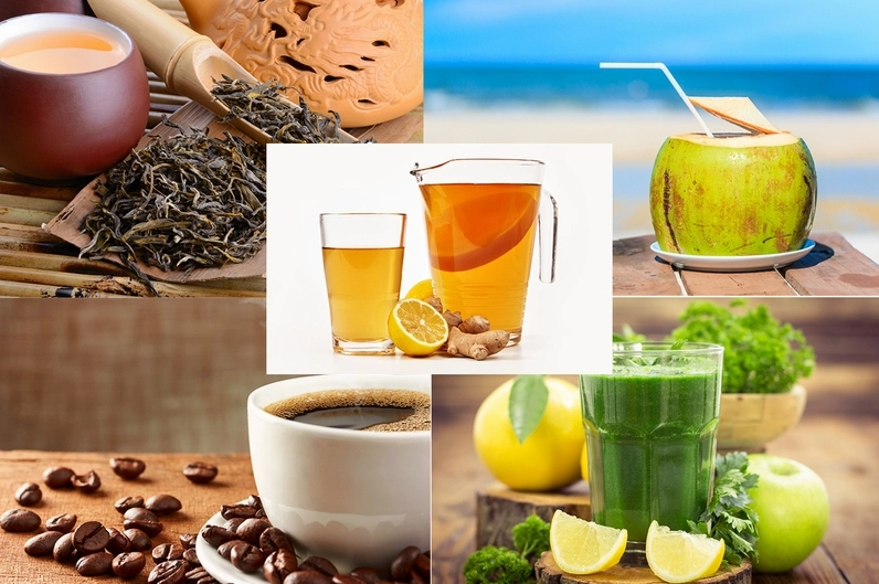 Người uống nước lọc để bổ sung nước cho cơ thể
