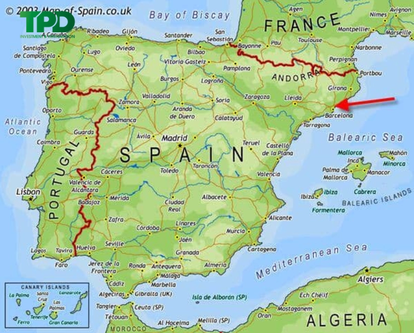 Quang cảnh thành phố Barcelona nhìn từ xa