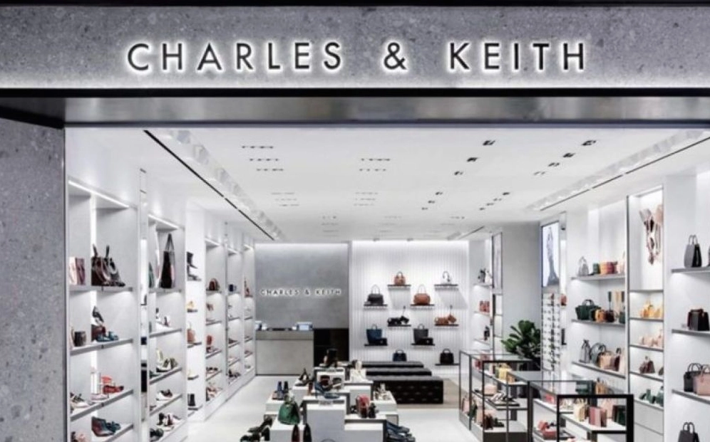 Sản phẩm Charles & Keith tại cửa hàng