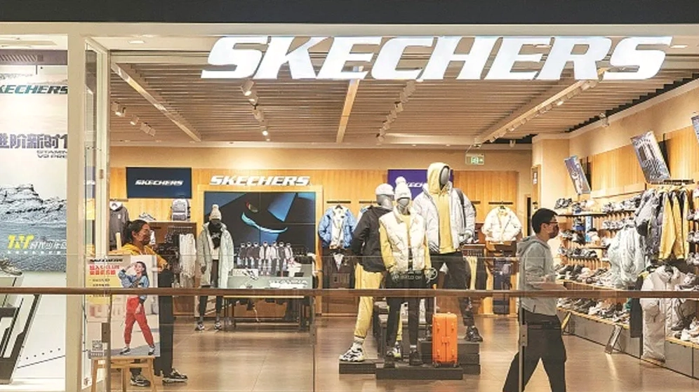 Skechers - thương hiệu giày của Mỹ với tầm nhìn toàn cầu