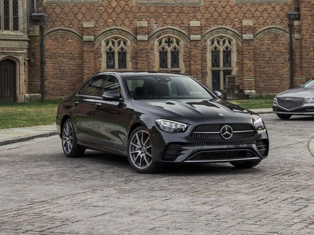 Xe Mercedes-Benz sang trọng