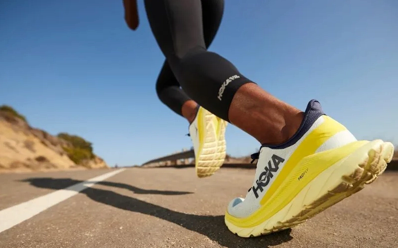 Giày Hoka One One - Biểu tượng của sự thoải mái và hiệu suất