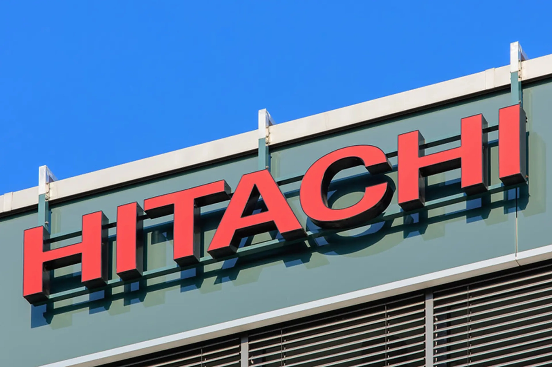 hitachi-cua-nuoc-nao-he-lo-nguon-goc-va-su-that-bat-ngo_891