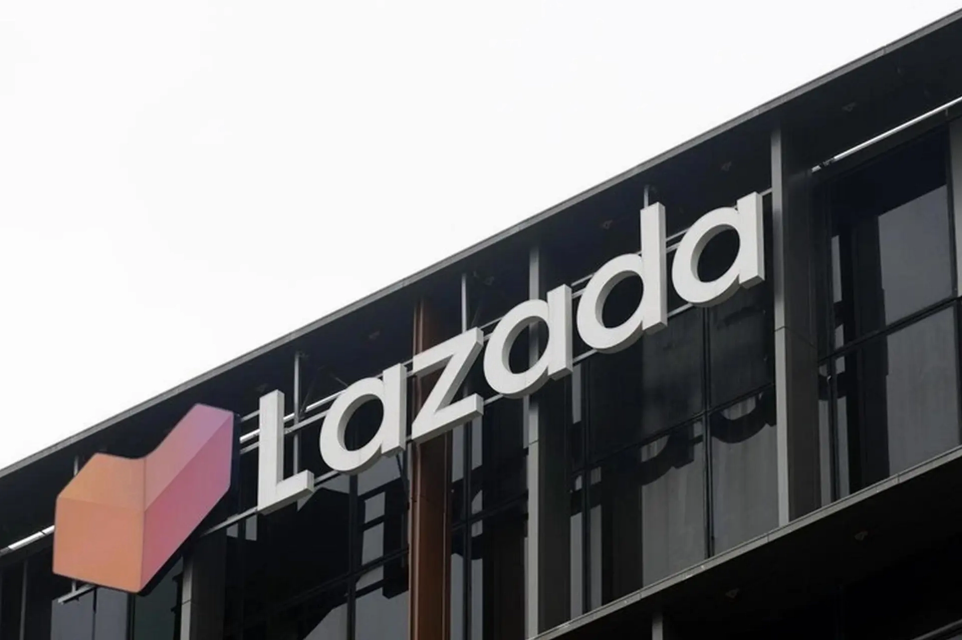 lazada-cua-nuoc-nao-he-lo-nguon-goc-va-su-that-bat-ngo-2026_791
