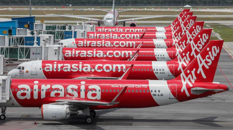 Máy bay AirAsia đang cất cánh