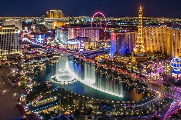 Một góc sầm uất của Las Vegas Strip