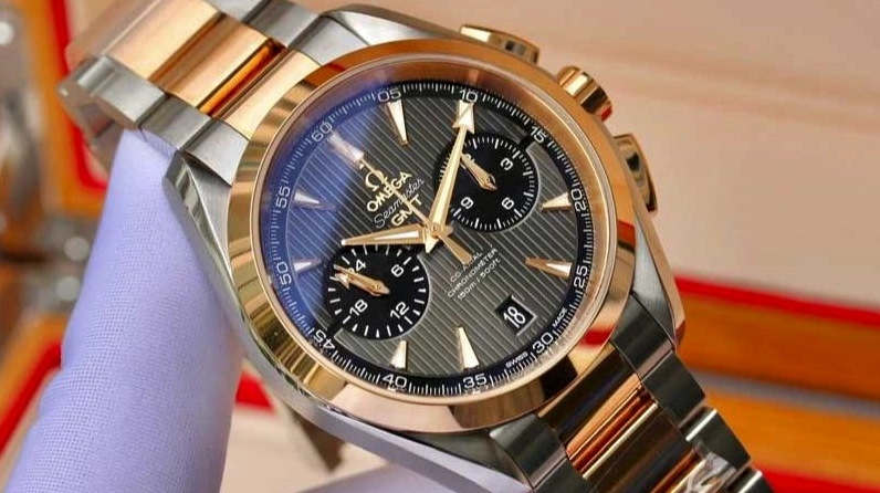 Đồng hồ Omega Speedmaster Professional Moonwatch