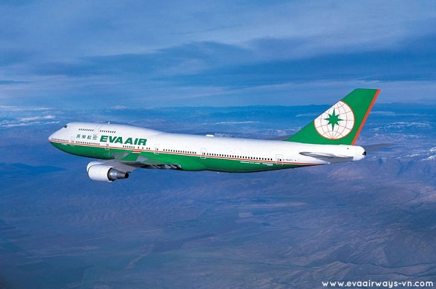 Tiếp viên hàng không Eva Air chuyên nghiệp