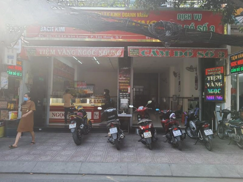Trang sức vàng tinh xảo tại tiệm vàng Quận 7
