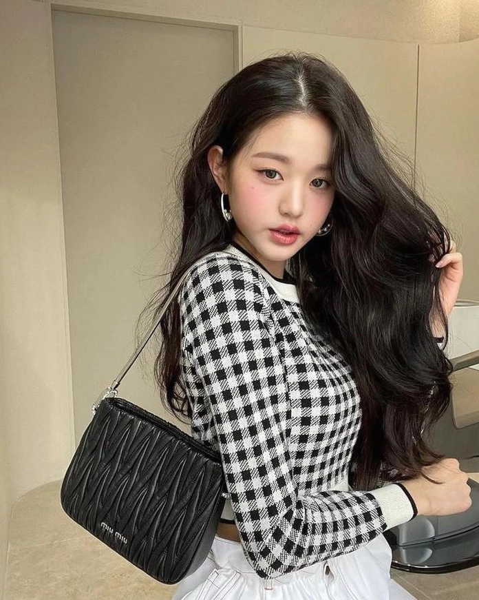 Túi xách Miu Miu màu sắc nổi bật